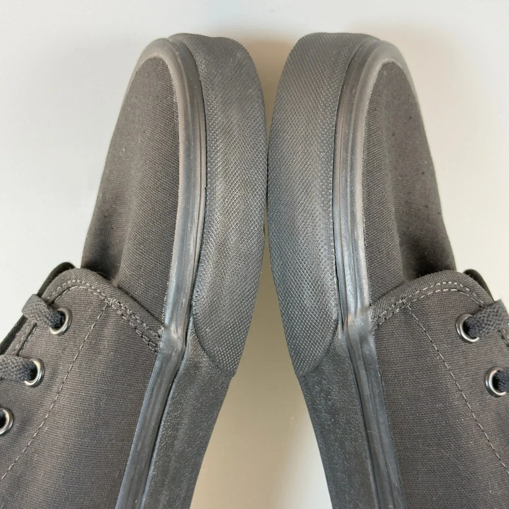 Vans‎ U 106 Vulcanized Mens 10 Skate Shoes Triple Black Lace Up Low Sneakers